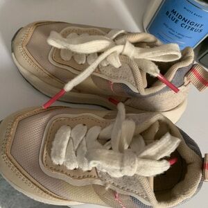 Zara Kids Sneakers in Beige and Pink